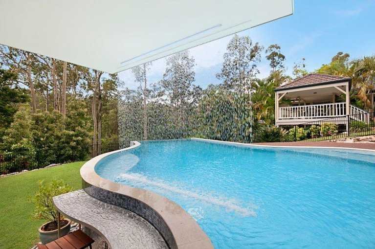 swimming pool builders Brisbane